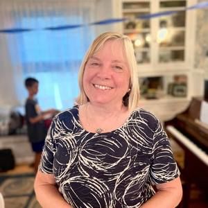 Meet your Posher, Helen